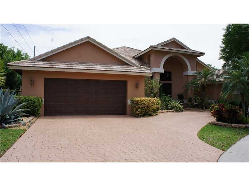 1074 Twin Branch Ln, Weston, FL 33326 - photo 1