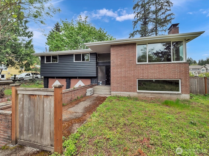 Sold $999,950 • Co-Listing Agent