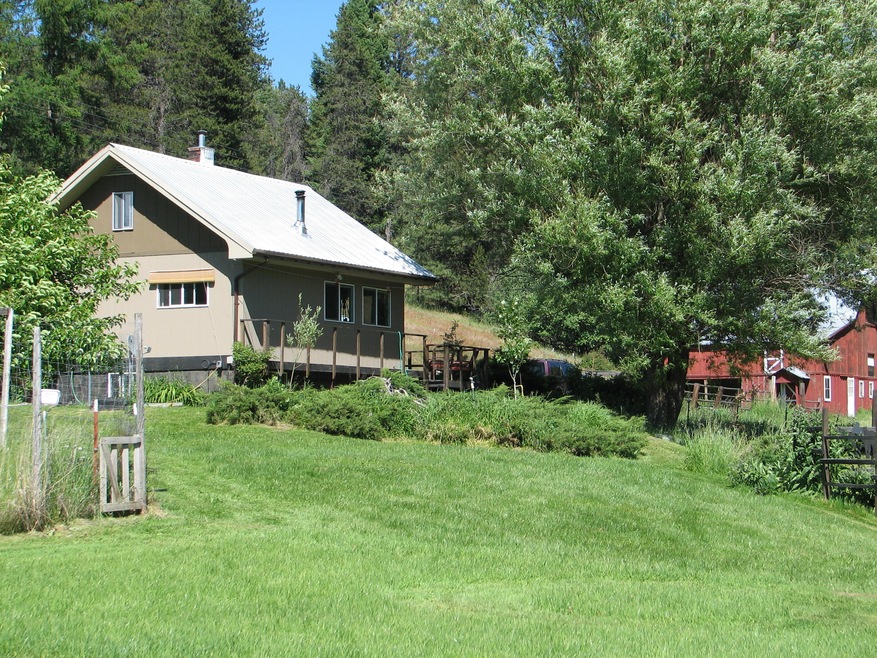 2551 Flowery Trail Rd, Chewelah, WA 99109 - photo 1