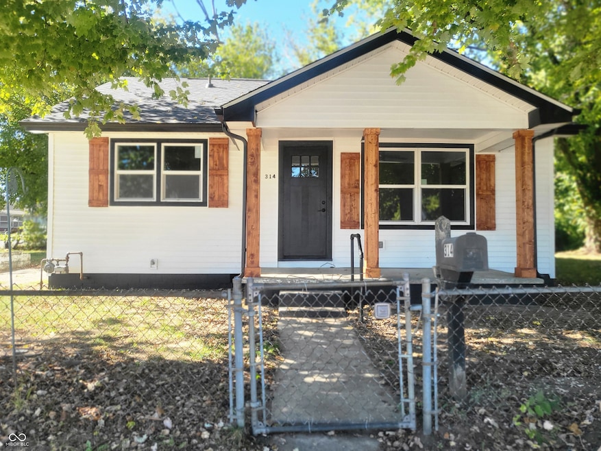 314 Hancock St, Seymour, IN 47274 - photo 1