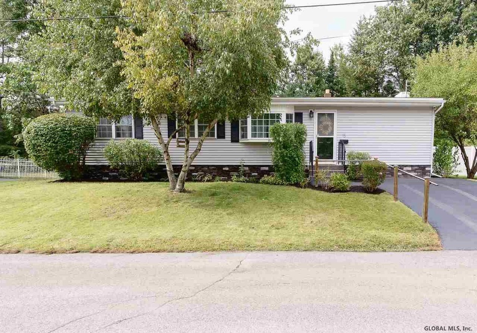 15 Gadsen Ct, Albany, NY 12205 - photo 1