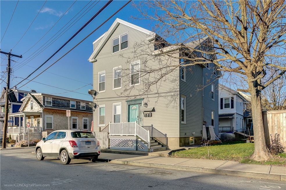 12 Cranston Ave unit 1, Newport, RI 02840 - photo 1