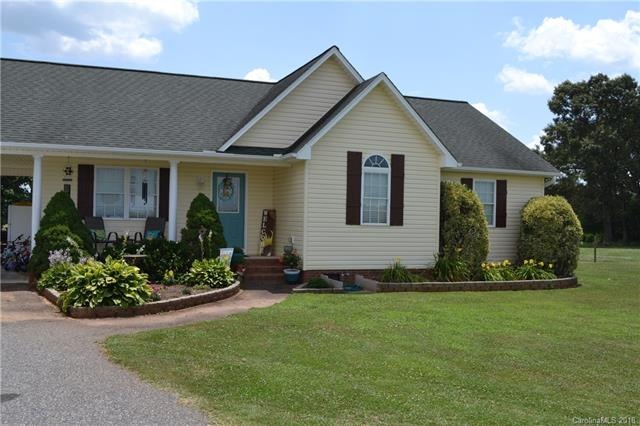 136 Wise Rd, Lincolnton, NC 28092 - photo 1