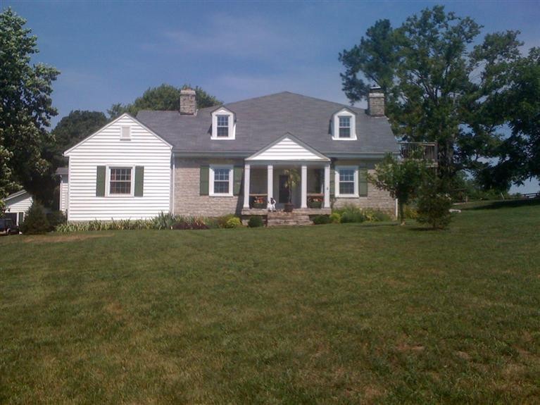 2465 Carpenter Pike, Versailles, KY 40383 - photo 1