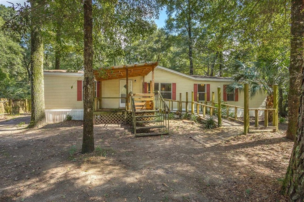 52 Squaw Rd, Crawfordville, FL 32327 - photo 1
