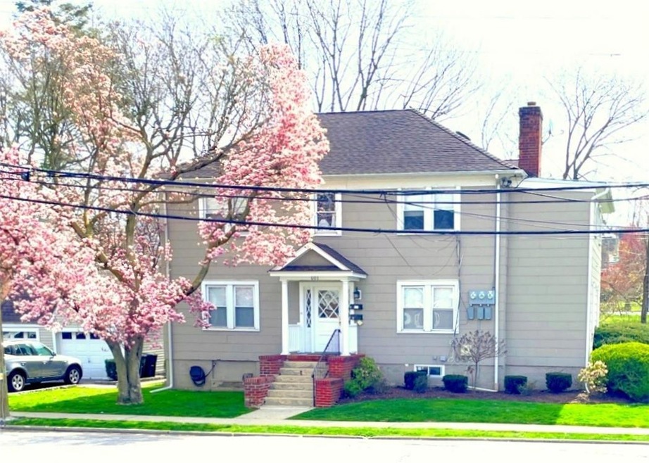 601 First St unit 1, Mamaroneck, NY 10543 - photo 1