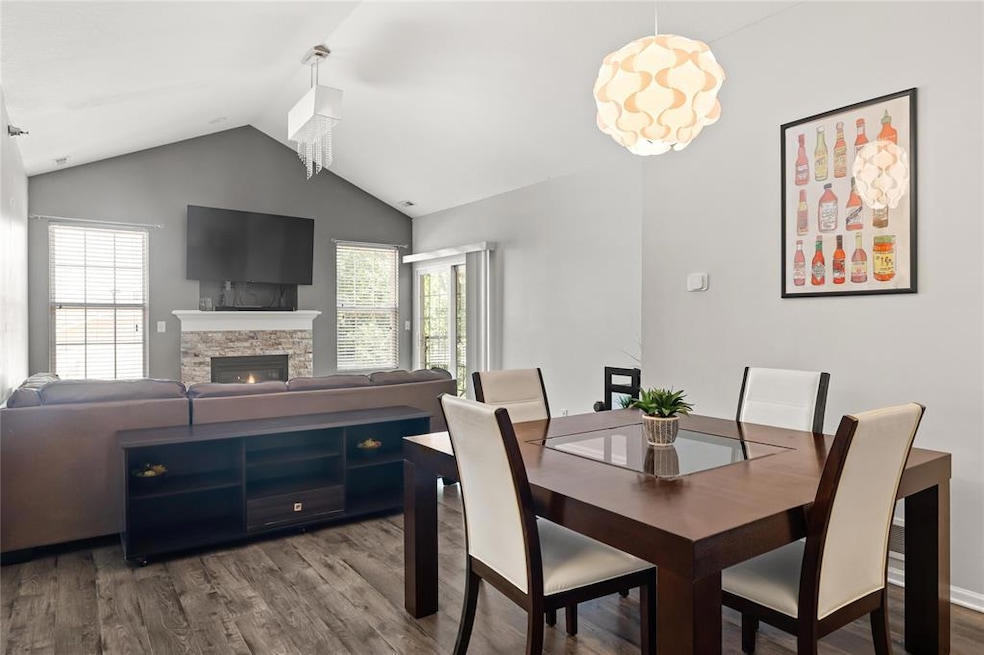 1313 SE University Ave unit 202, Waukee, IA 50263 - photo 1