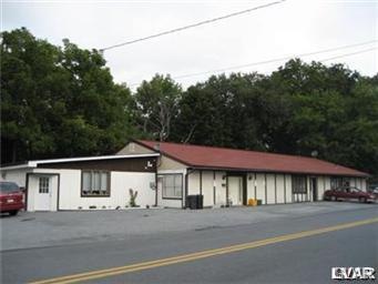 60 Dowell St, Slatington, PA 18080 - photo 1