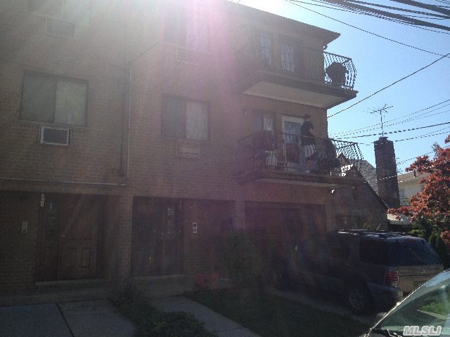 40-09 190th St, Flushing, NY 11358 - photo 1