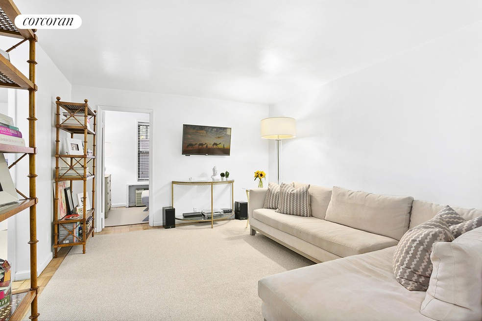 Chadwin House unit 2R, New York, NY 10011 - photo 1