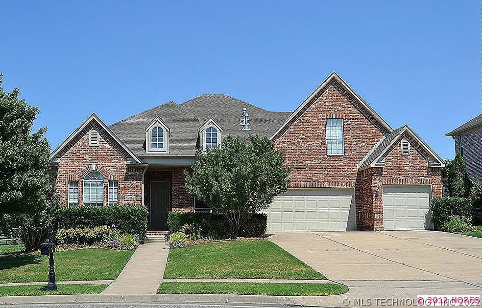 4205 N Spruce in Shenandoah Valley at Battle Creek