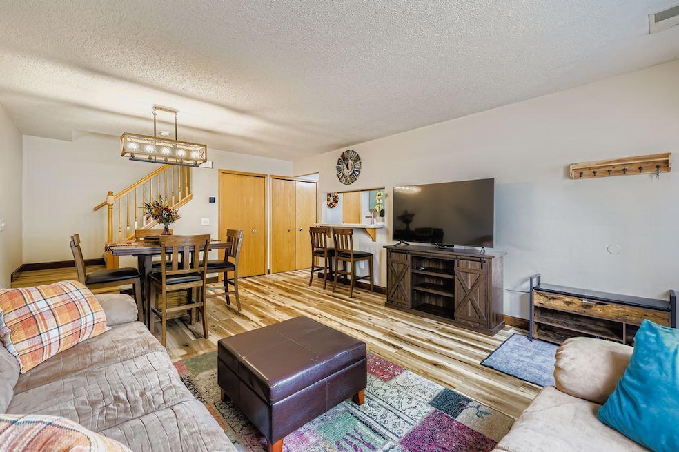 1830 121st Ln NW unit 611, Coon Rapids, MN 55448 - photo 1