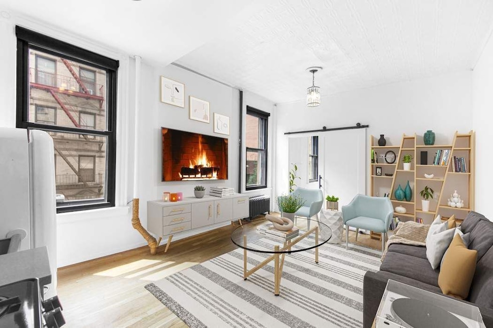 214 Mulberry St unit 3D, New York, NY 10012 - photo 1