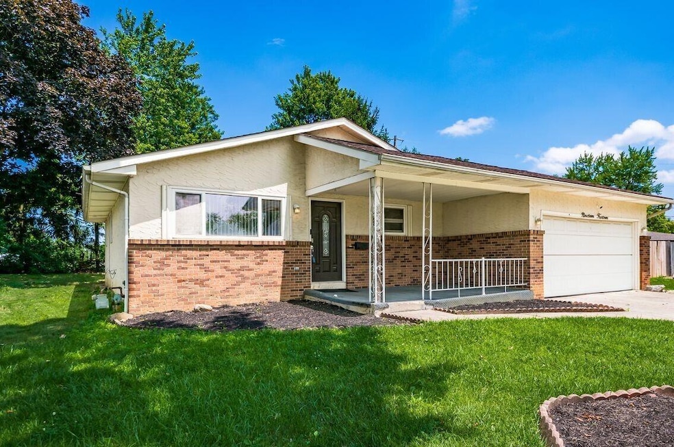 1914 Walden Dr, Columbus, OH 43229 - photo 1