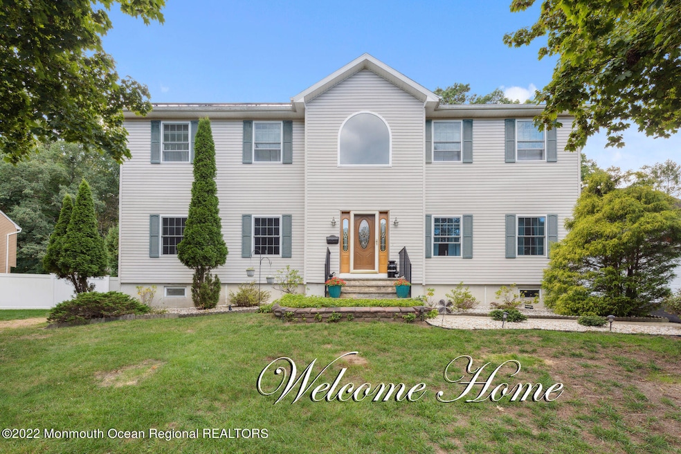 0001-00Front Exterior Welcome Home