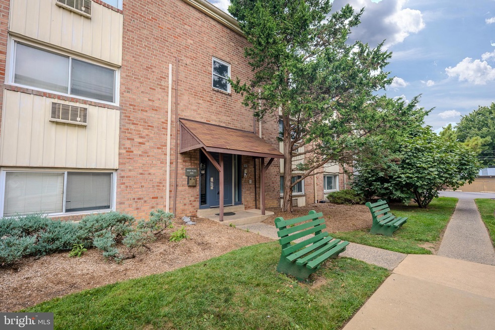 8125 W Chester Pike unit C6, Upper Darby, PA 19082 - photo 1