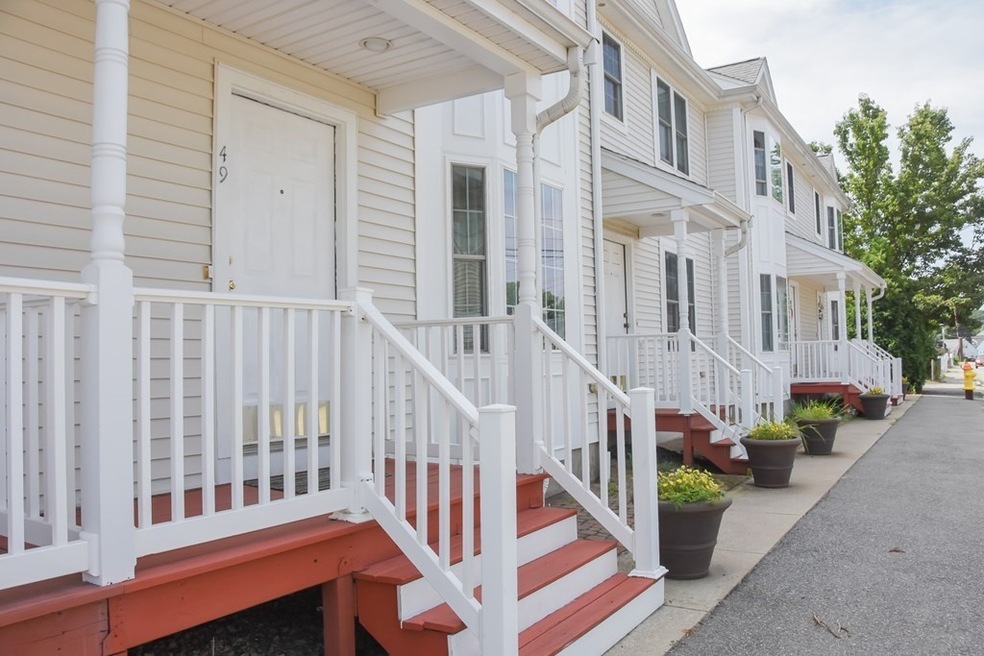 49 Sumner St unit 49, Quincy, MA 02169 - photo 1