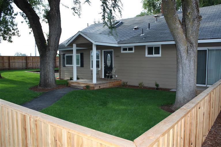 2495 Brookdale Dr, Central Point, OR 97502 - photo 1