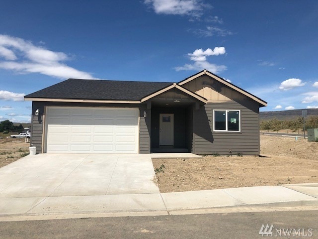 2291 S Mystical Loop, East Wenatchee, WA 98802 - photo 1