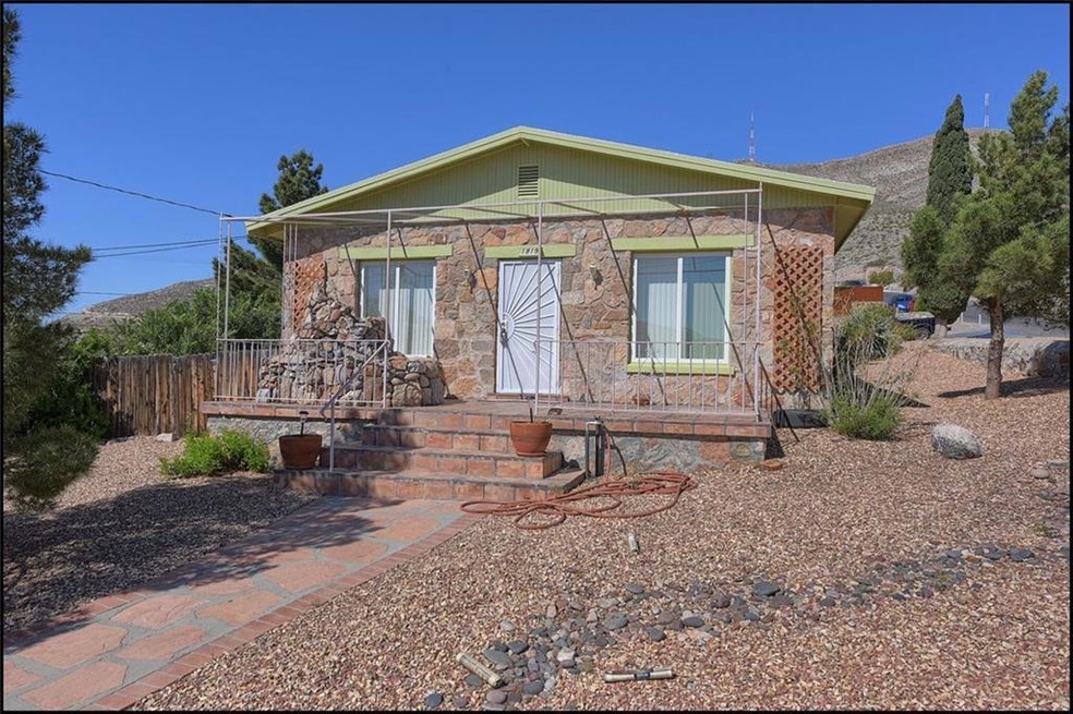 1819 Dakota St, El Paso, TX 79930 - photo 1
