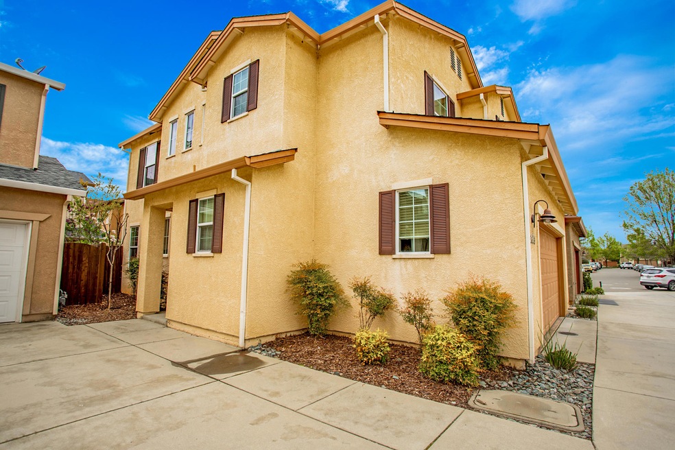 2379 Shining Star Way, Redding, CA 96003 - photo 1