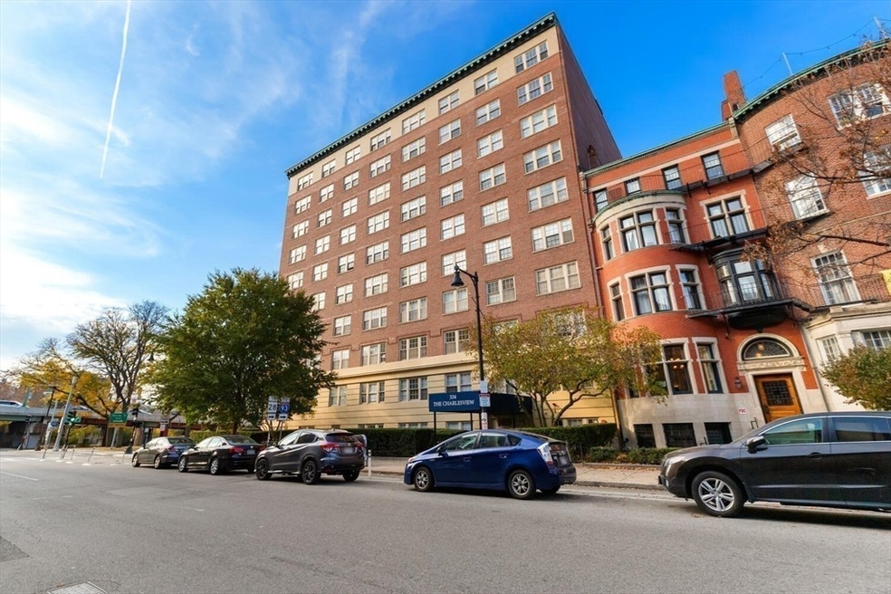 The Charlesview unit 302, Boston, MA 02215 - photo 1