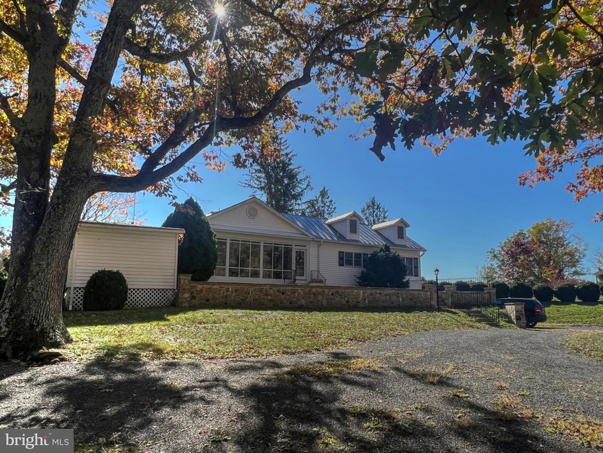 618 Miller Rd, Edinburg, VA 22824 - photo 1