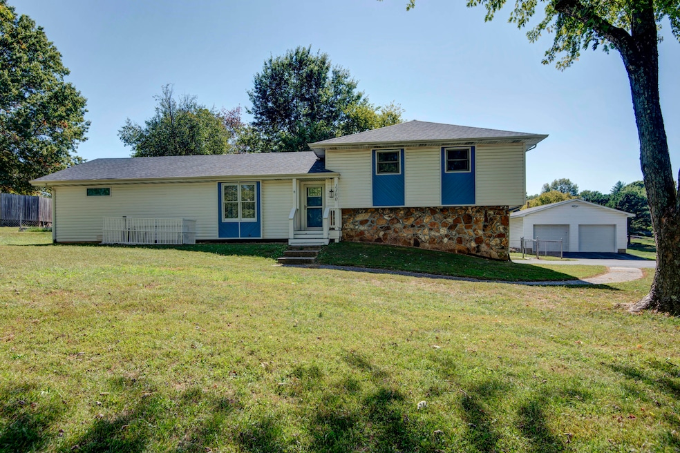 1300 E Bain St, Ozark, MO 65721 - photo 1