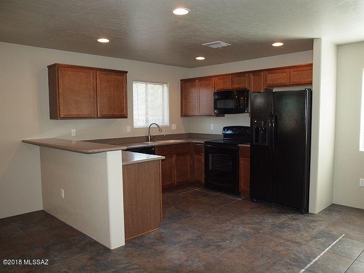 2179_kitchen1_lrg