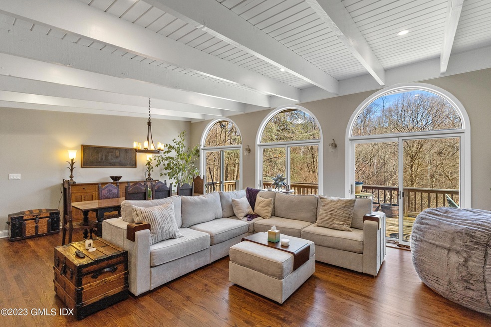 15 Riverview Ct, Greenwich, CT 06831 - photo 1