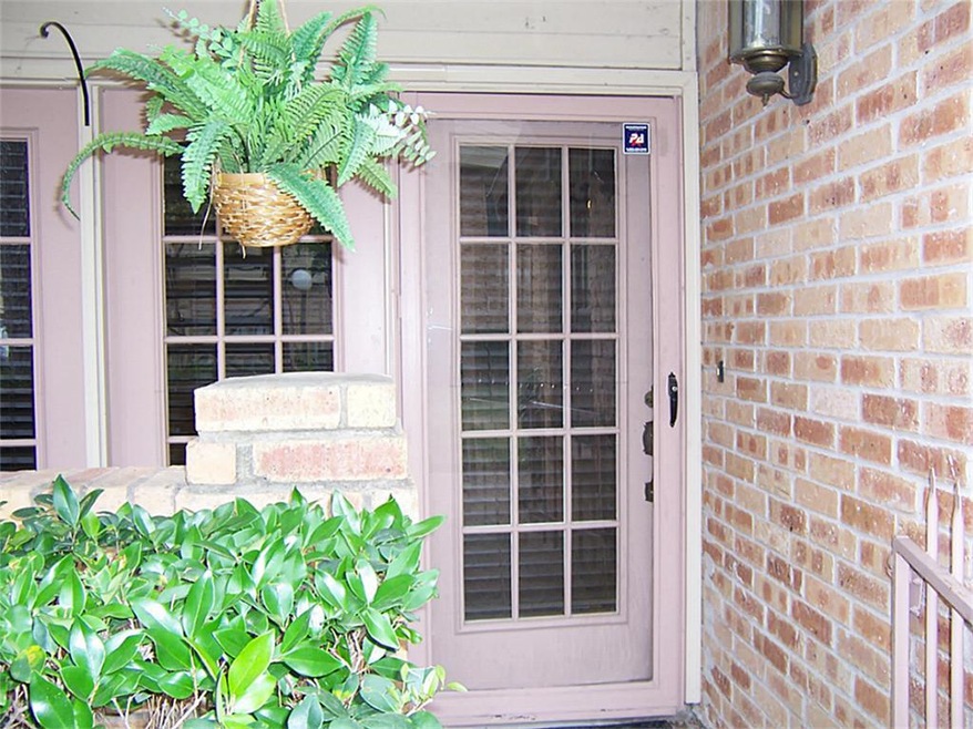 Welcome home to the gated condo community in the w