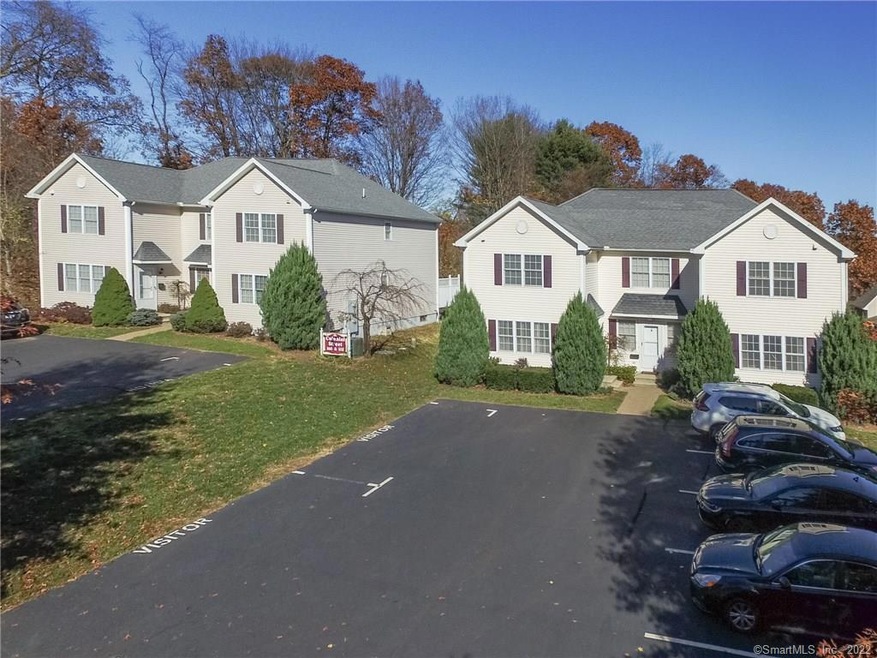 160 Colonial St, Oakville, CT 06779 - photo 1