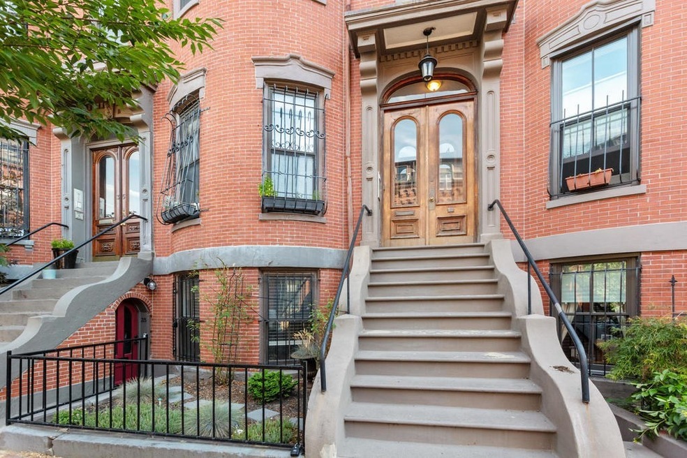 33 Worcester St unit 3, Boston, MA 02118 - photo 1