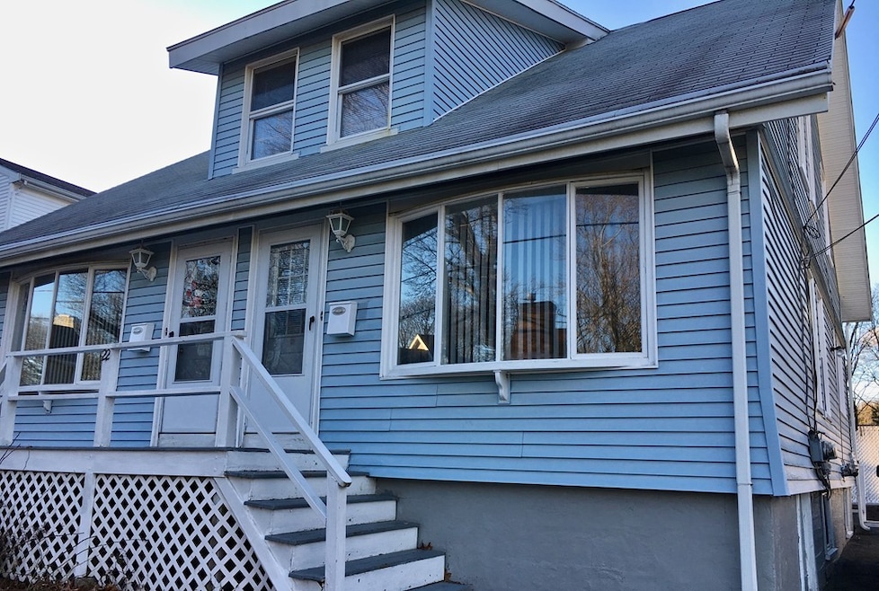 22 Marden St, Saugus, MA 01906 - photo 1