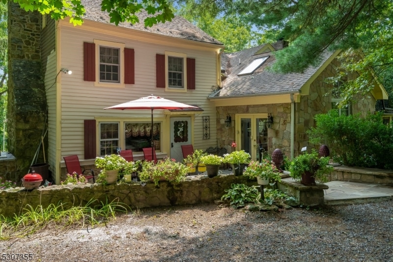 1 Dove Hollow Ln, Hampton, NJ 08827 - photo 1