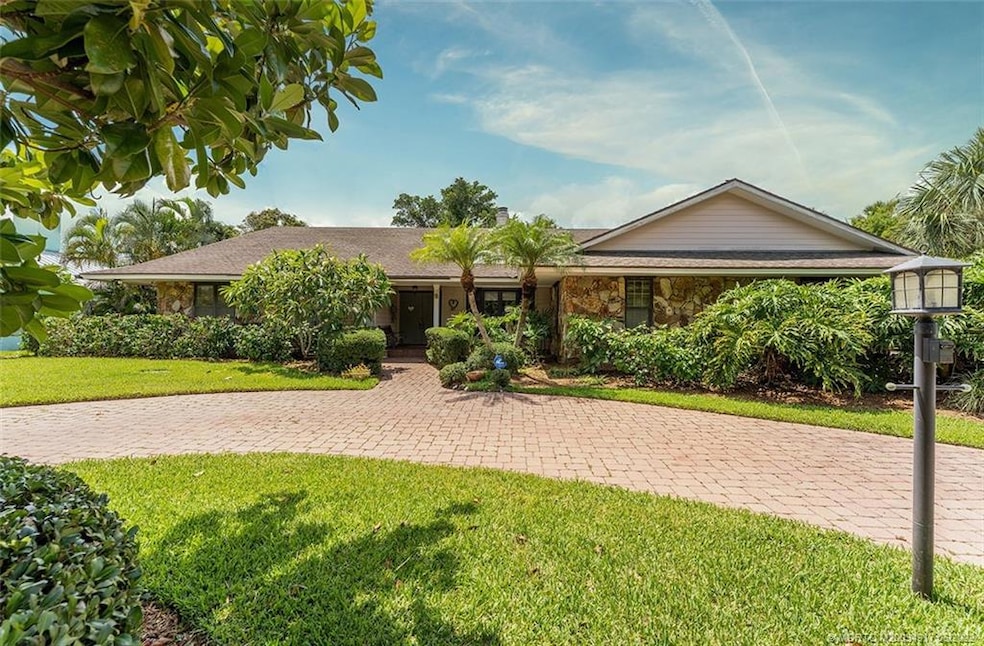 15 Perriwinkle Crescent, Stuart, FL 34996 - photo 1