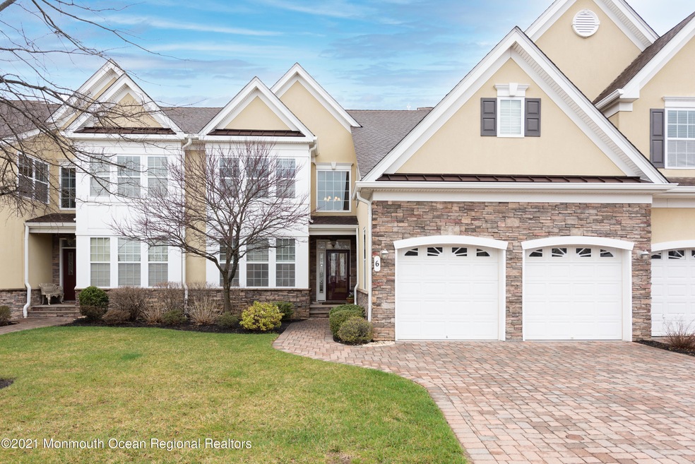 Paver driveway