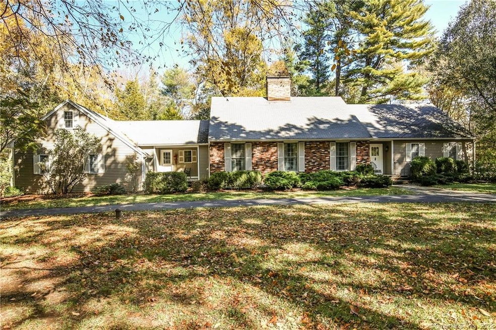 7 Deerfield Rd, Brookfield, CT 06804 - photo 1