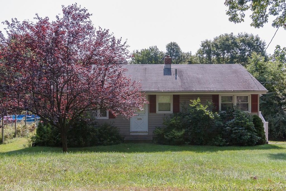 Lovely ranch style home on the North end of Meride