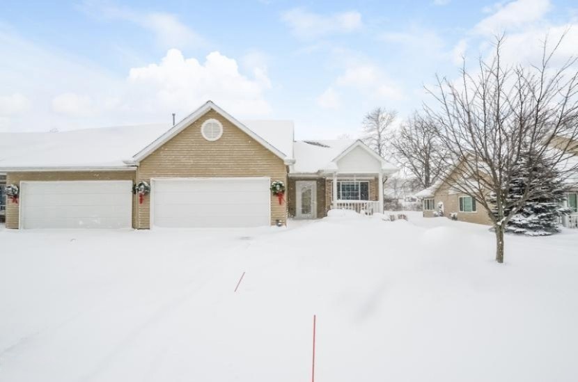 001-Front_View-1379866-mls