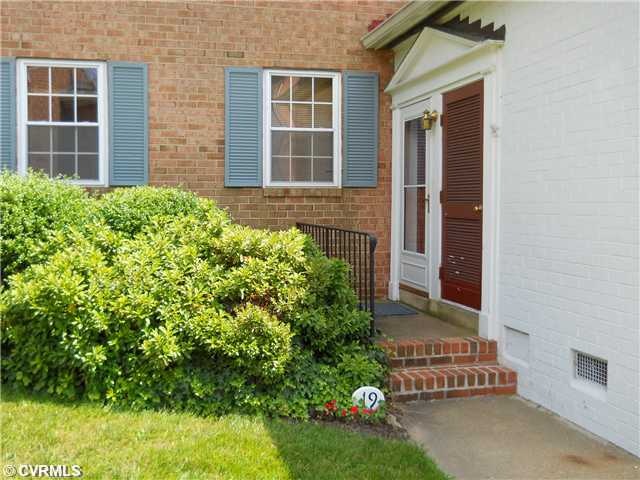 Exterior Front - Welcome to 19 Rock Garden!