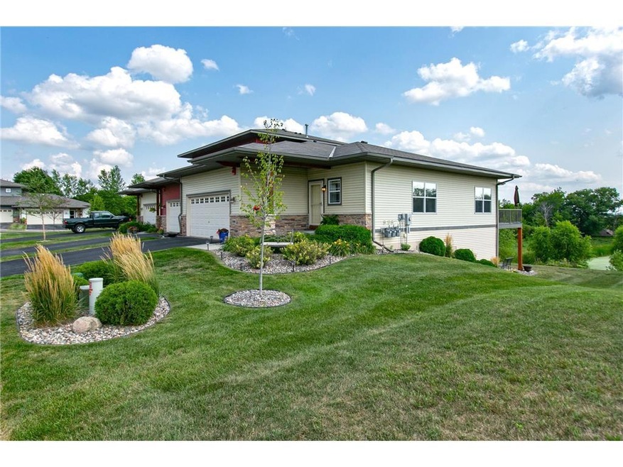 Charming end unit townhouse with beautiful landsca