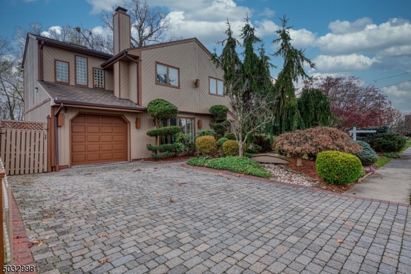 10 Craig Ct, Totowa, NJ 07512 - photo 1