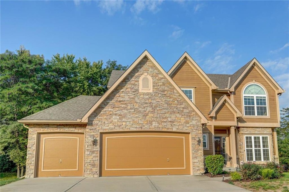 Home located in cul-de-sac