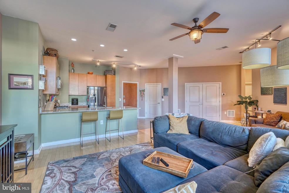 Twelve 09 unit 312, Baltimore, MD 21201 - photo 1