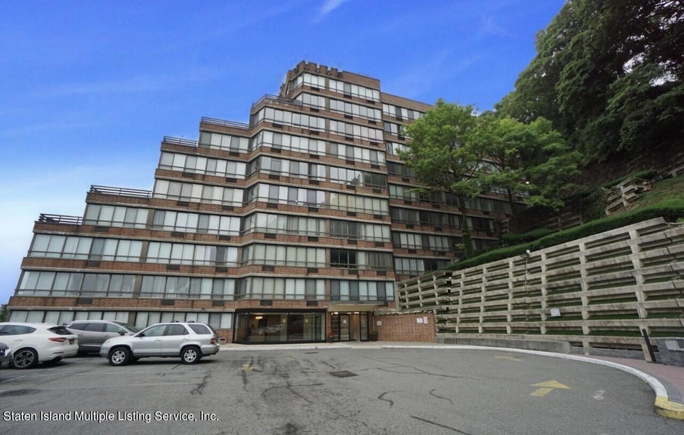 Sunrise Tower unit 404, Staten Island, NY 10304 - photo 1