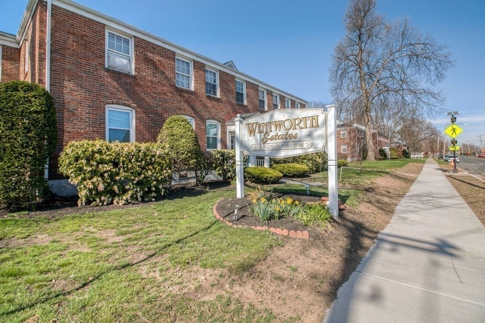 18 Colony Rd, West Springfield, MA 01089 - photo 1