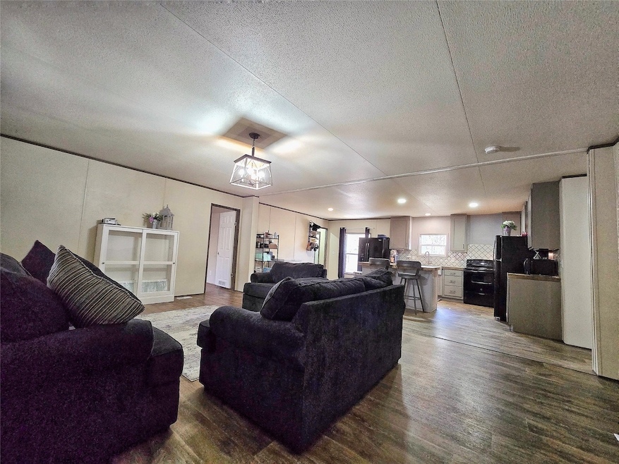 688 Vz County Road 4910, Ben Wheeler, TX 75754 - photo 1