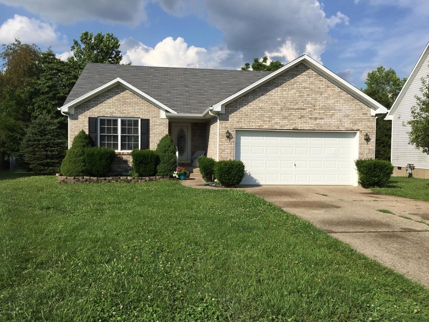 122 Aulbern Dr E, Mount Washington, KY 40047 - photo 1