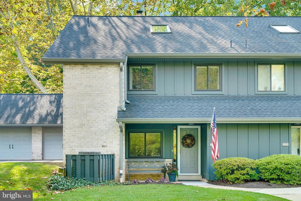 501 Foxwood Ln, Paoli, PA 19301 - photo 1